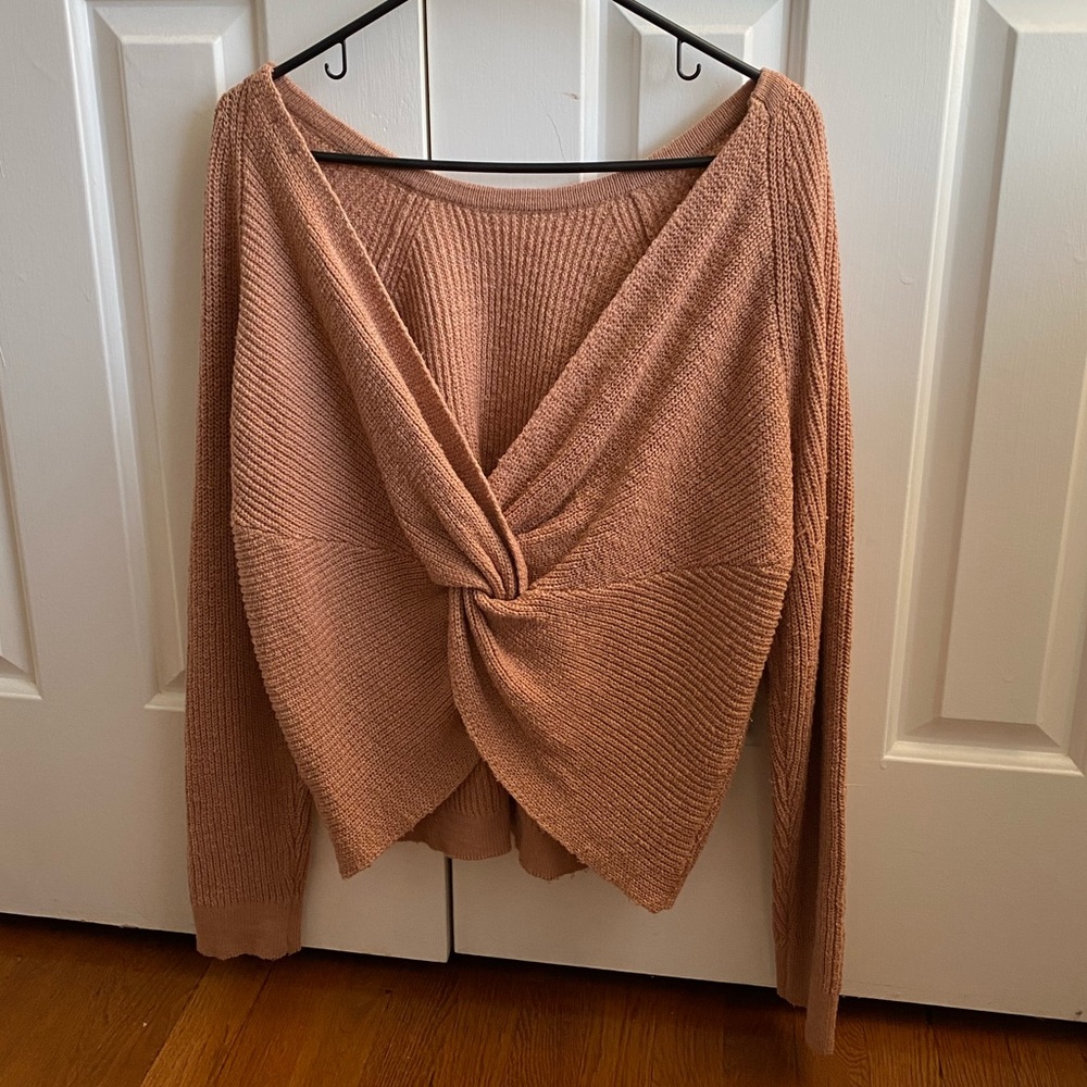 Aerie Tie Back Sweater size small in Beige/Peach color